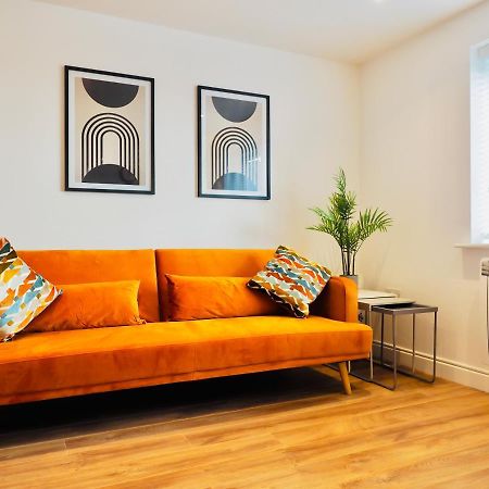 Private Parking Stylish Great Location Apartamento Guildford Exterior foto