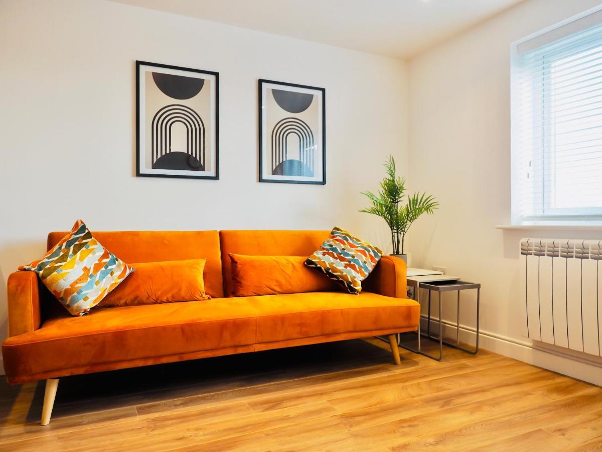 Private Parking Stylish Great Location Apartamento Guildford Exterior foto