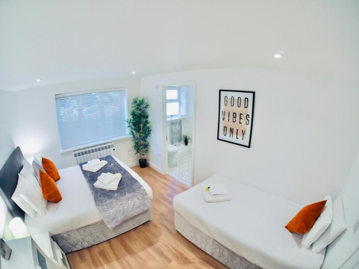 Private Parking Stylish Great Location Apartamento Guildford Exterior foto