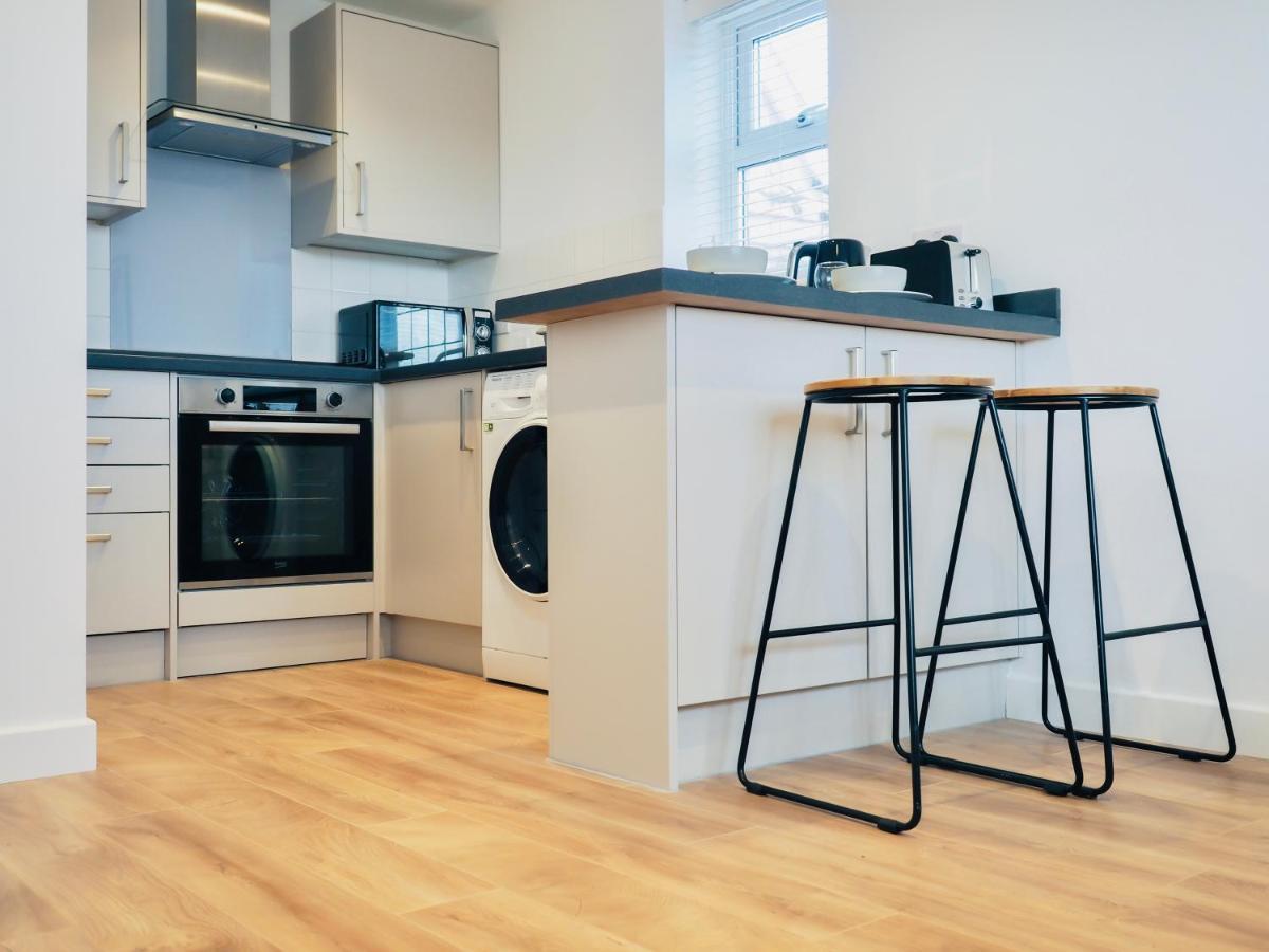 Private Parking Stylish Great Location Apartamento Guildford Exterior foto