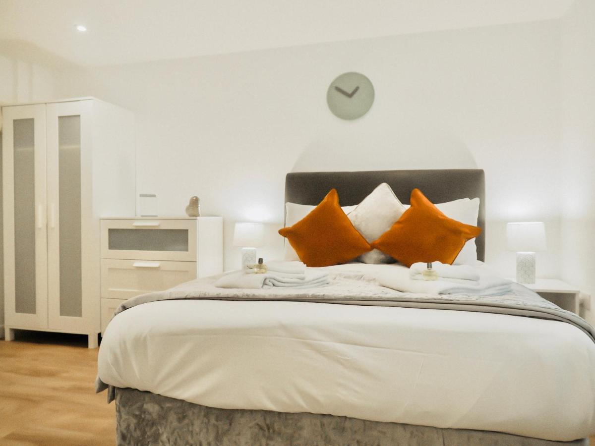 Private Parking Stylish Great Location Apartamento Guildford Exterior foto