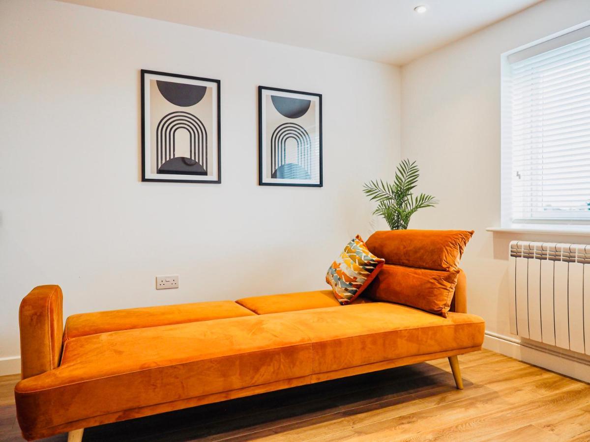 Private Parking Stylish Great Location Apartamento Guildford Exterior foto